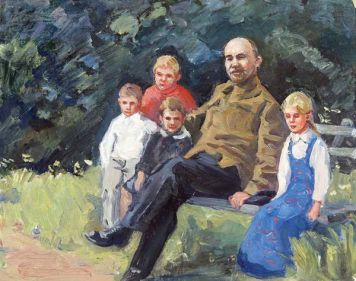 Ленин на скамейке с детьми.